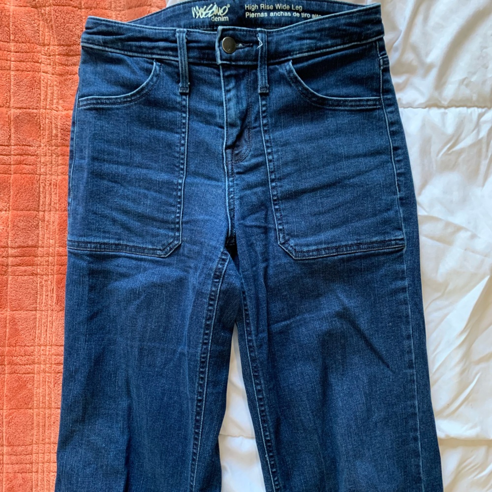 Vintage bell bottom high waisted jeans